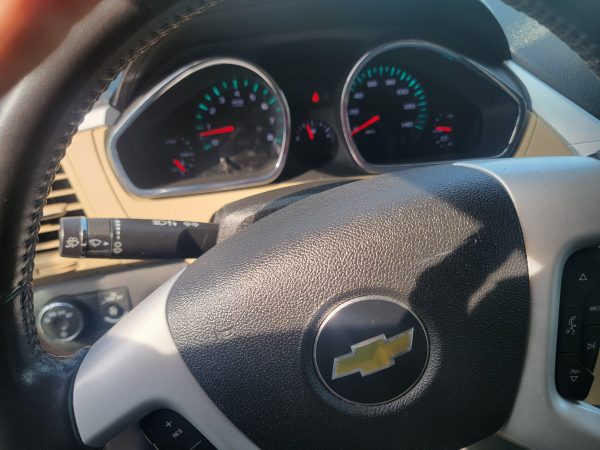 2011 Chevy Traverse LTZ AWD - Image 11