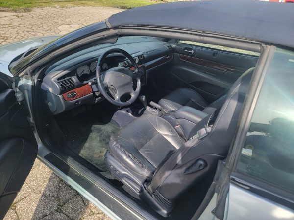 2003 Chrysler Sebring Convertible Limited Edition - Image 10