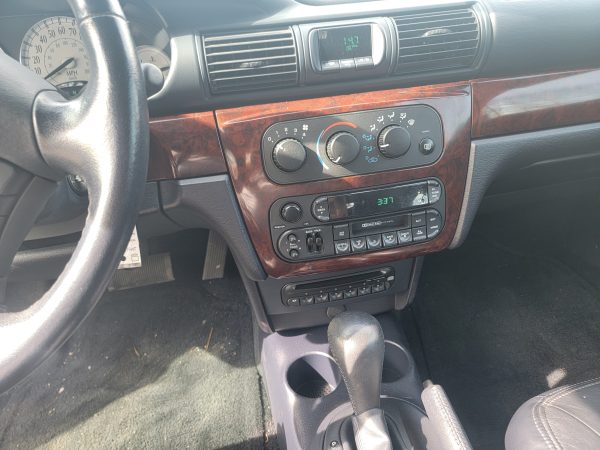 2003 Chrysler Sebring Convertible Limited Edition - Image 13