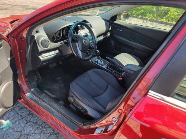 2011 Mazda6 i Touring - Image 9