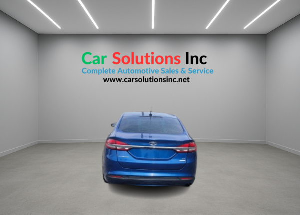 2017 Ford Fusion SE - Image 7