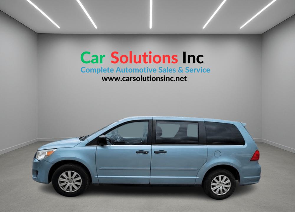 2009 Volkswagen Routan S - Image 5