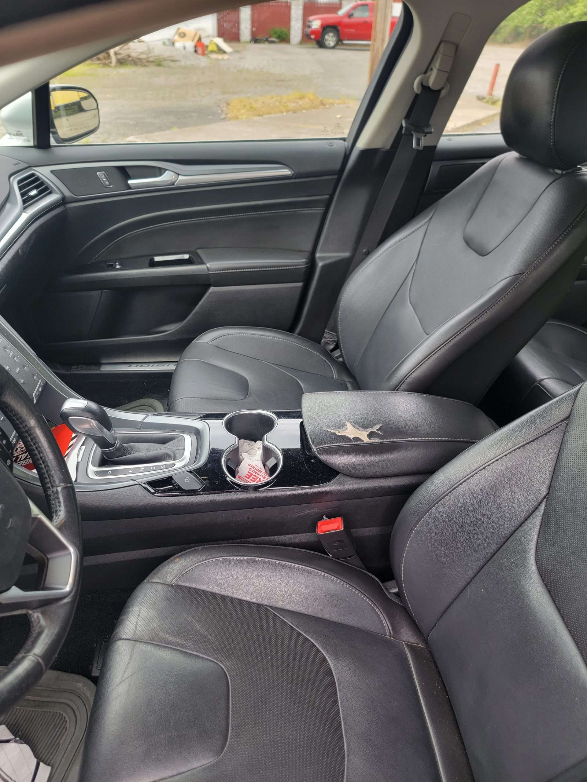2015 Ford Fusion Titanium - Image 11