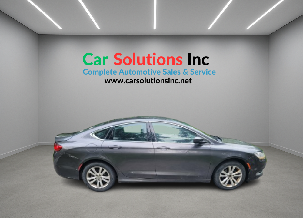 2015 Chrysler 200 - Image 3