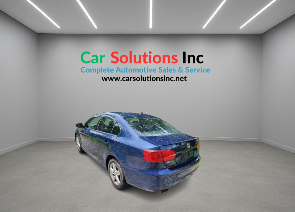 2012 Volkswagen Jetta TDI - Image 3