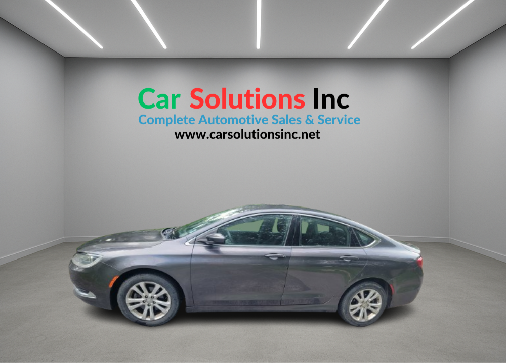 2015 Chrysler 200 - Image 5