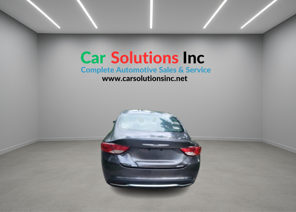 2015 Chrysler 200 - Image 8