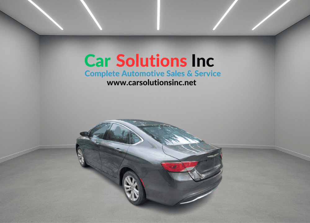 2015 Chrysler 200 Limited - Image 6