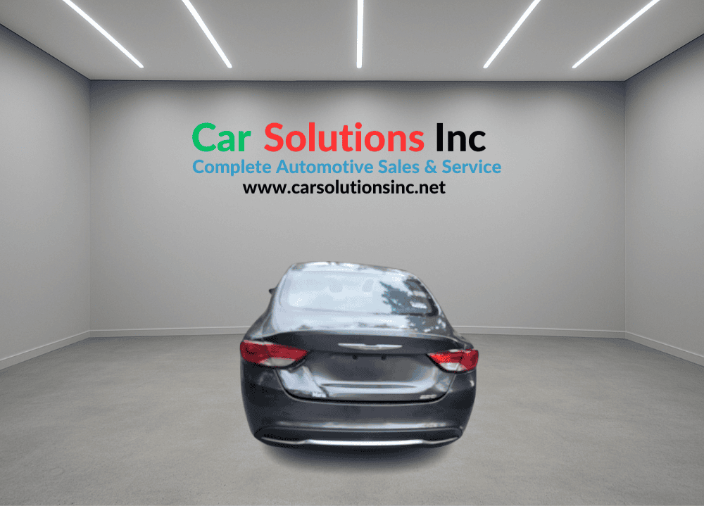 2015 Chrysler 200 Limited - Image 8