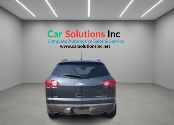 2011 Chevy Traverse LTZ AWD - Image 6